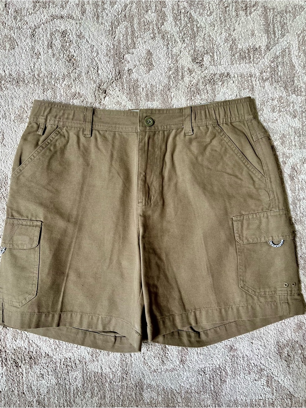 ⭐️Columbia Sportswear Women’s Khaki Cargo Shorts Size 6